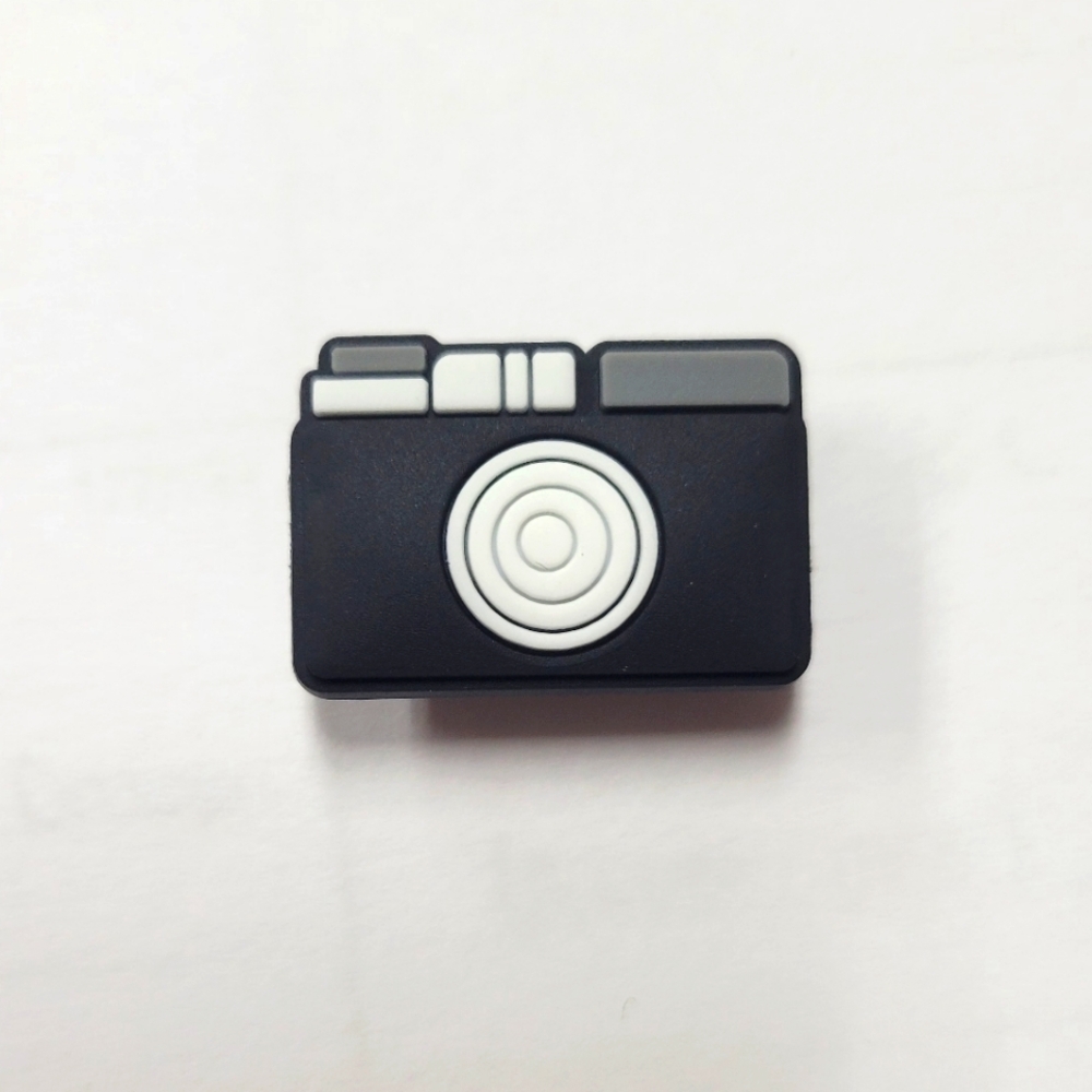 4/$10💥 Camera Croc Charm